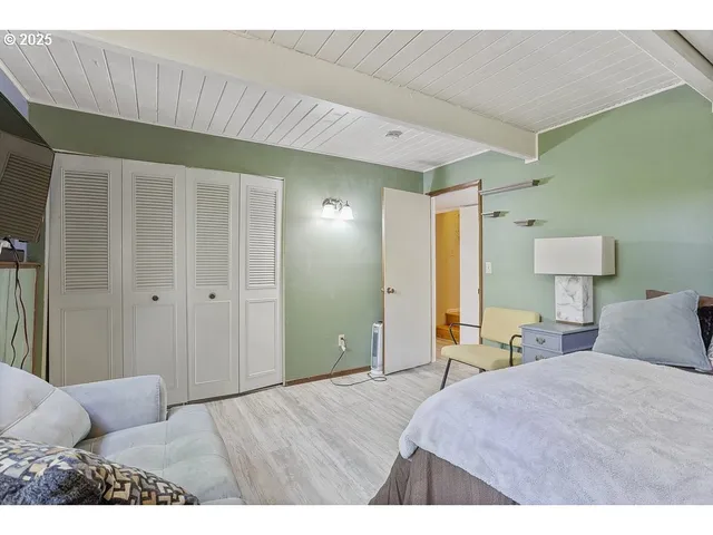 $358,000 | 14729 Northeast Stanton Court, Portland, OR 97230