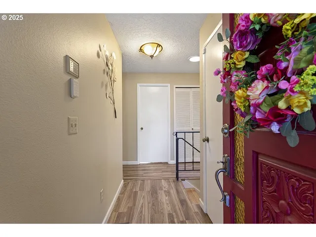 $358,000 | 14729 Northeast Stanton Court, Portland, OR 97230