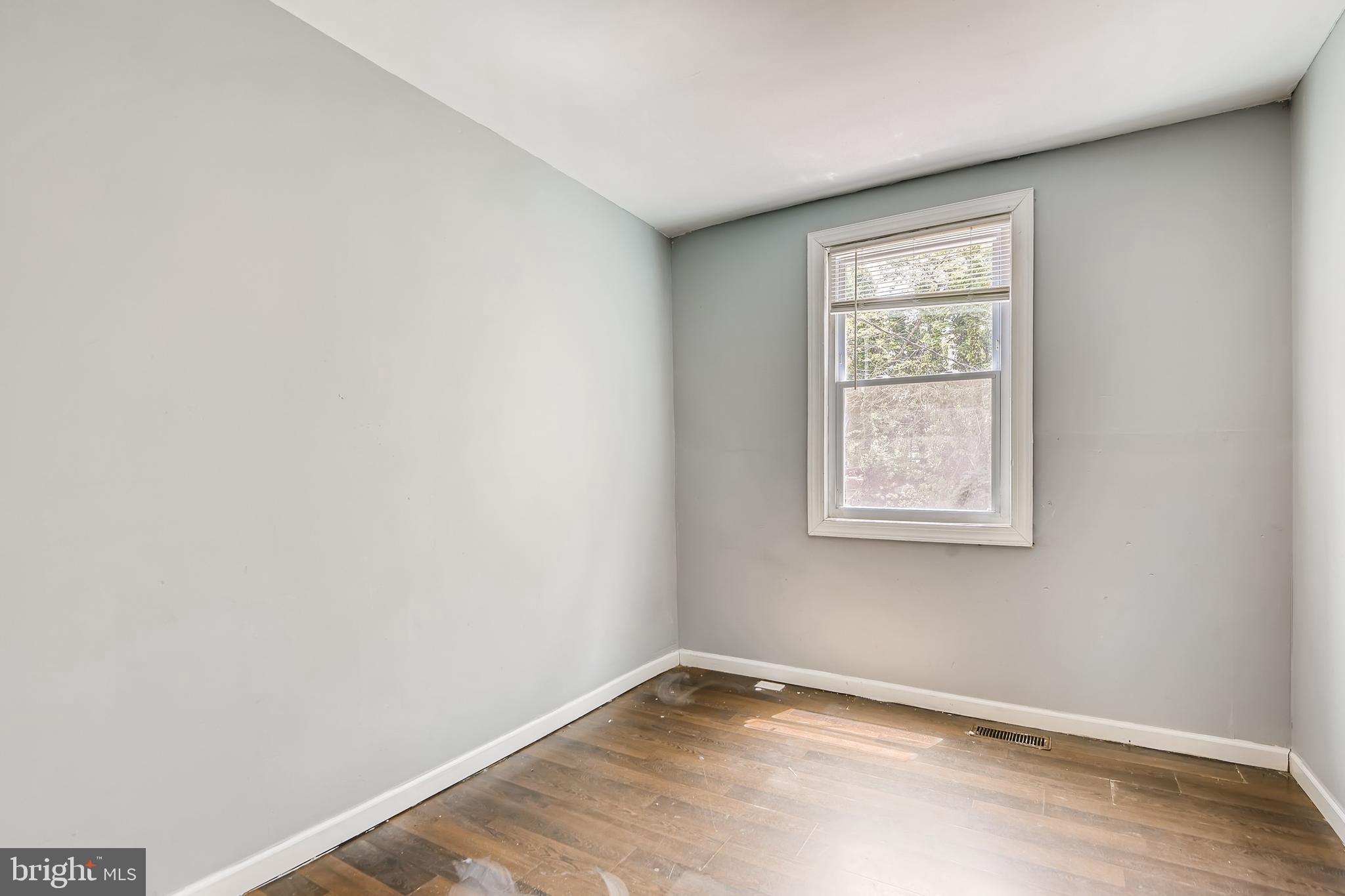 4143 Fairfax Road Baltimore, MD 21216 - Photo 16 of 23