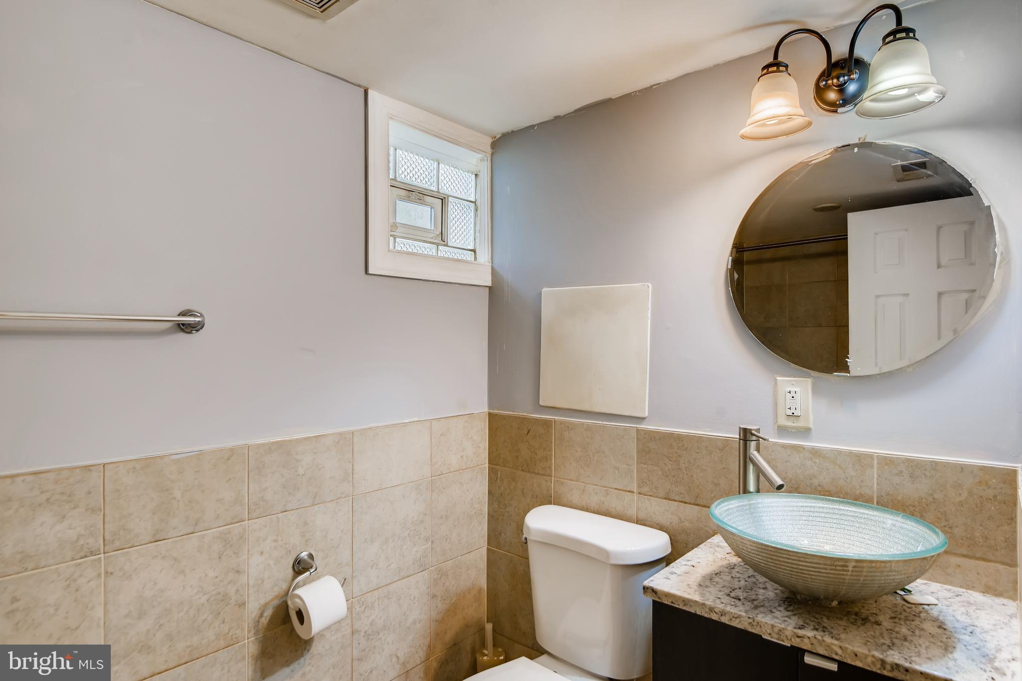 4143 Fairfax Road Baltimore, MD 21216 - Photo 22 of 23