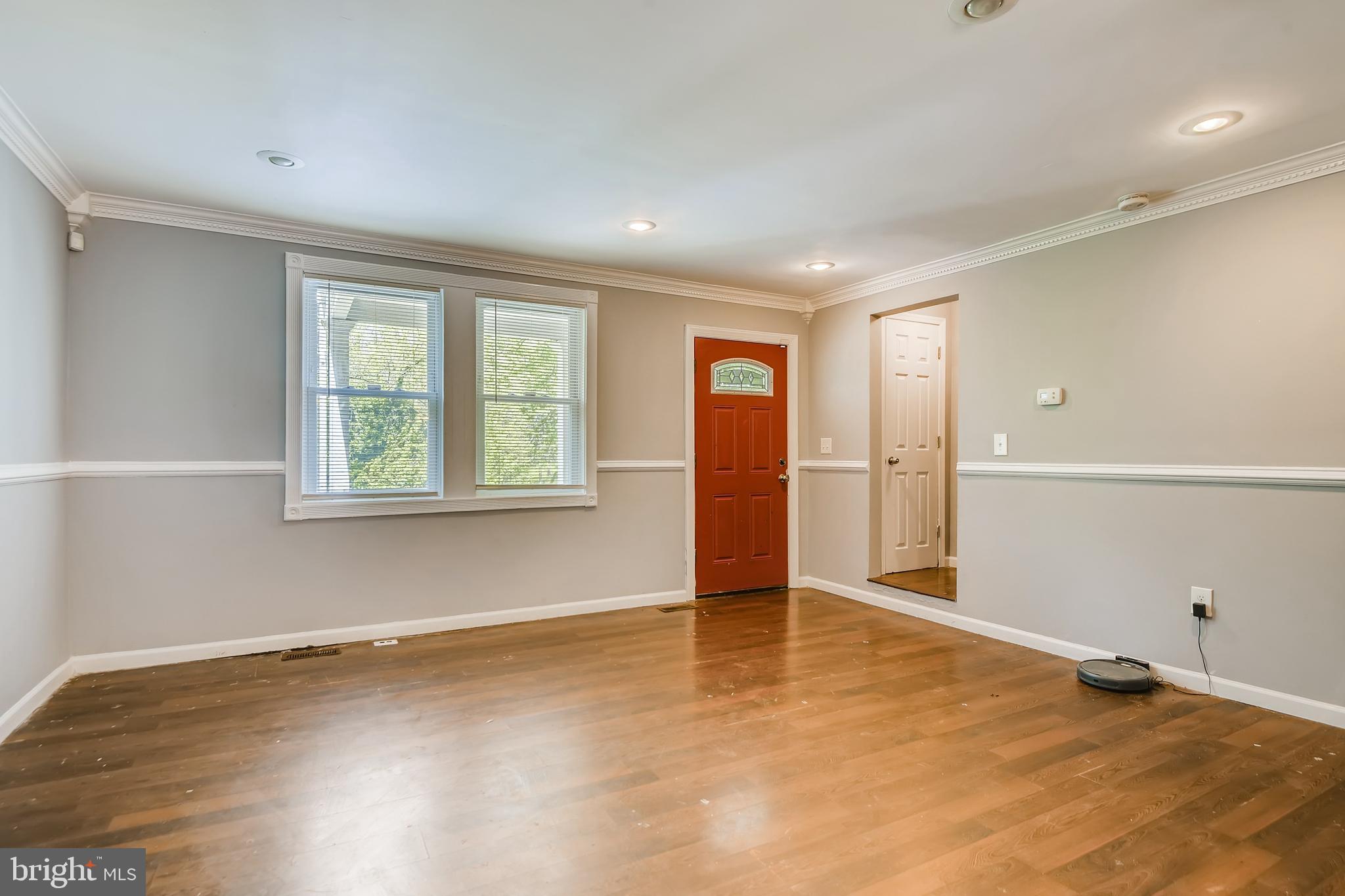 4143 Fairfax Road Baltimore, MD 21216 - Photo 5 of 23