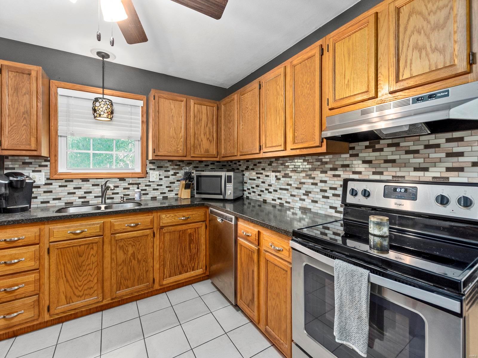 1 Adams Street Smithton, IL 62285 - Photo 12 of 32