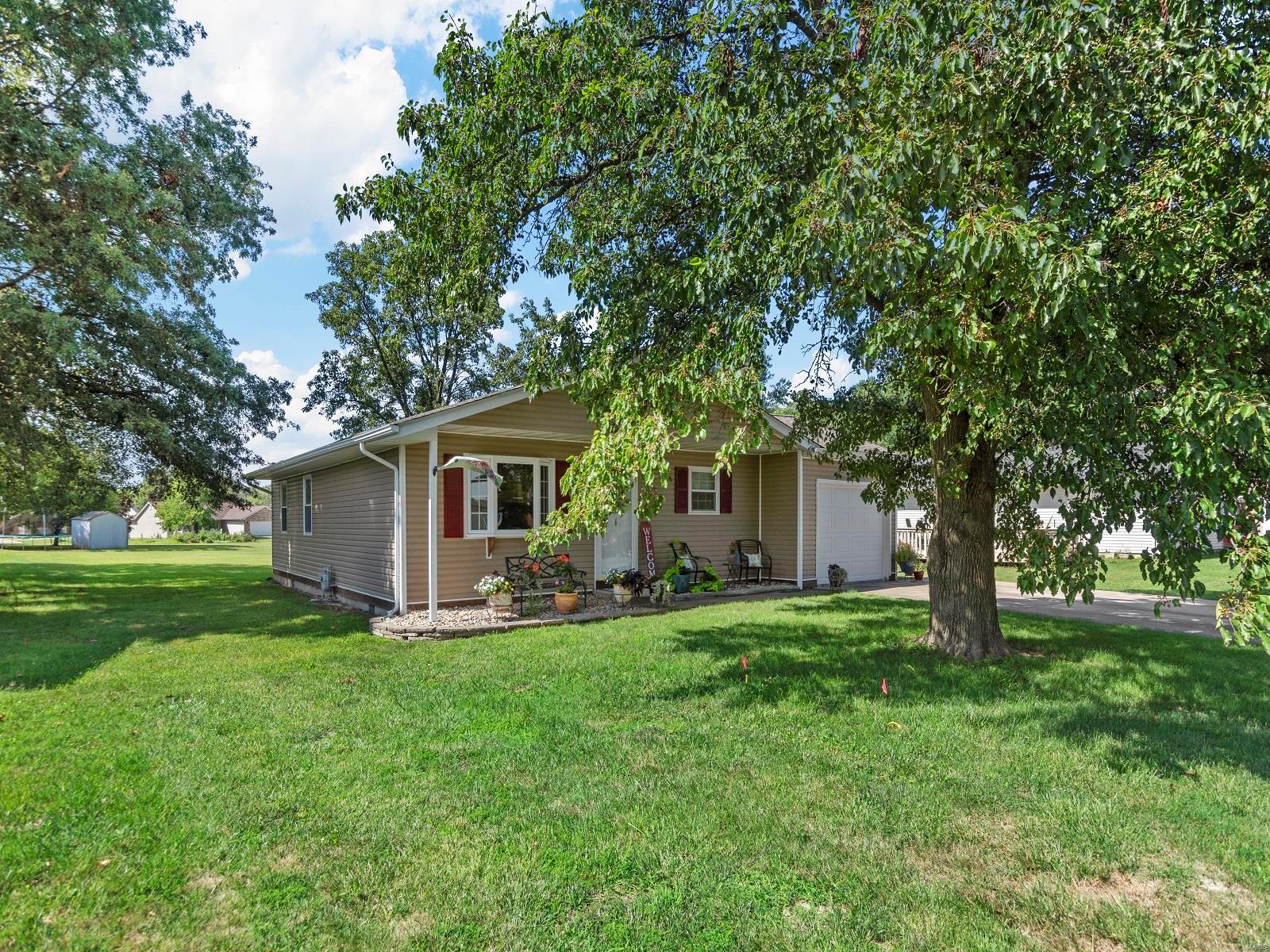 1 Adams Street Smithton, IL 62285 - Photo 25 of 32