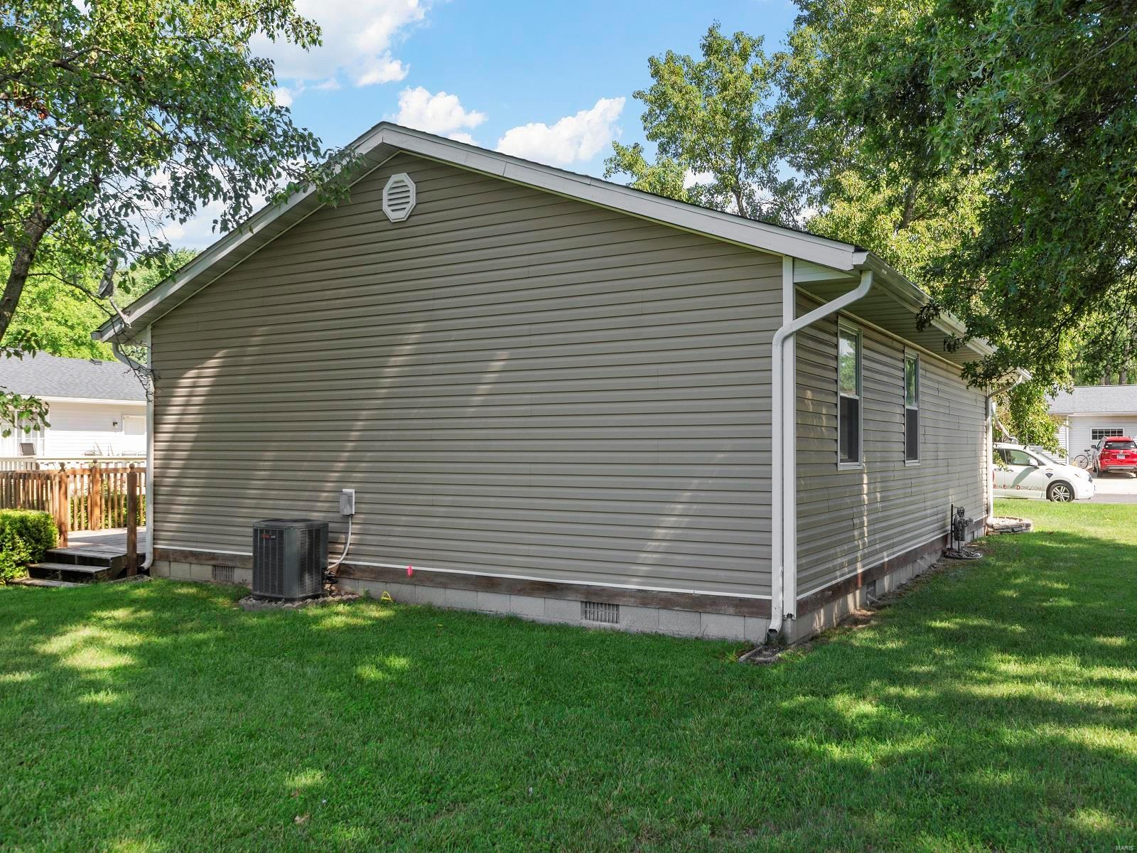 1 Adams Street Smithton, IL 62285 - Photo 30 of 32