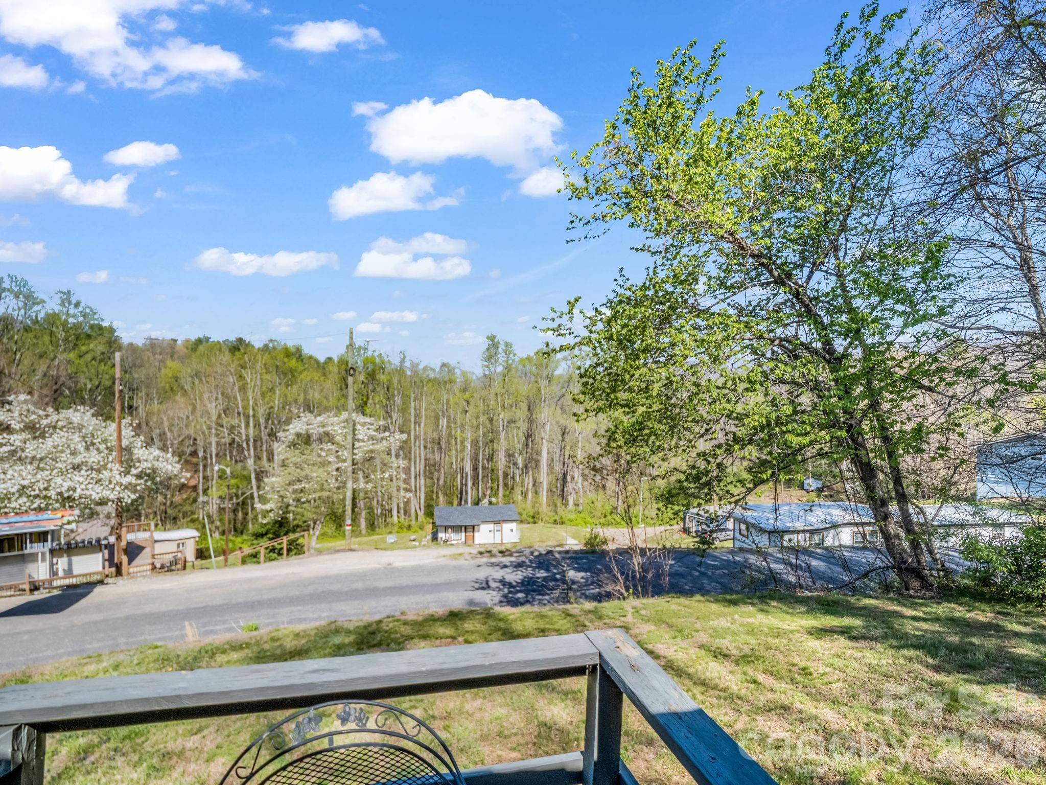 135 Jordan Road Swannanoa, NC 28778 - Photo 20 of 25