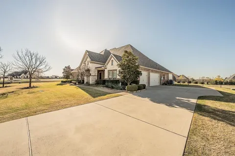 $942,500 | 1215 Galway Drive, Lucas, TX 75002
