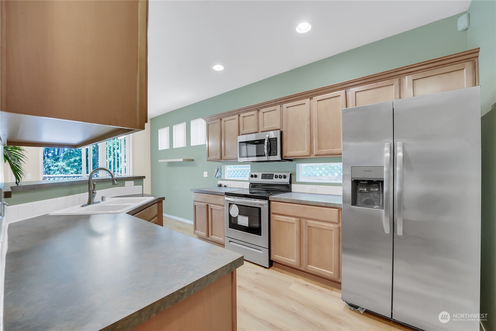 3240 Southeast 12th Street, Unit 1034 Renton, WA 98058 - Photo 12 of 31 Gallery Image 12