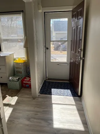 $1,700 | 38 Summer Street, Unit A, Franklin, MA 02038