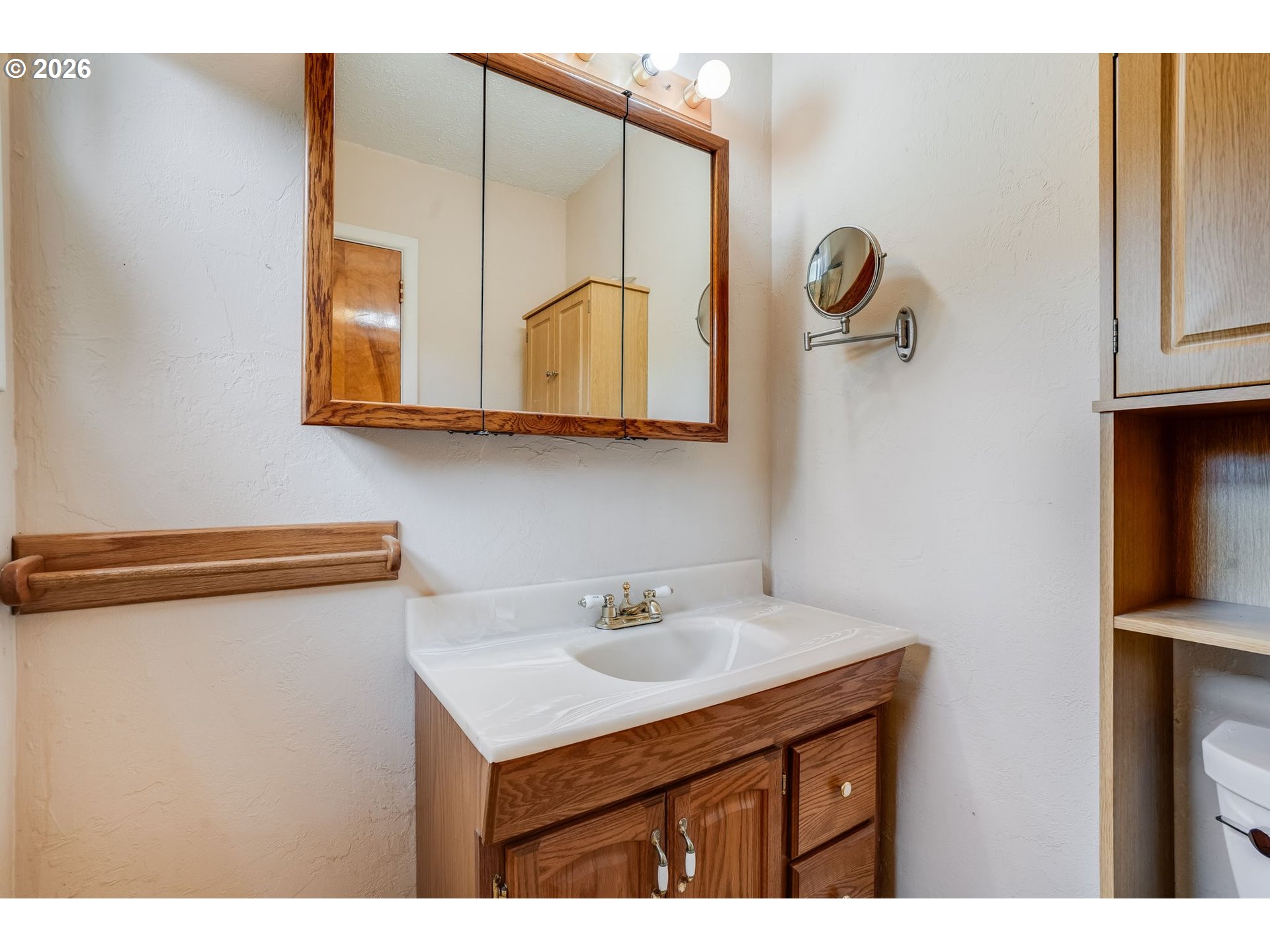 2537 B Street Hubbard, OR 97032 - Photo 26 of 43 Partial Bath