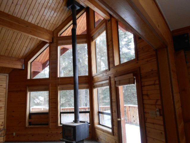 8470 River Road Truckee, CA 96161 - Photo 9 of 14 Gallery Image 9