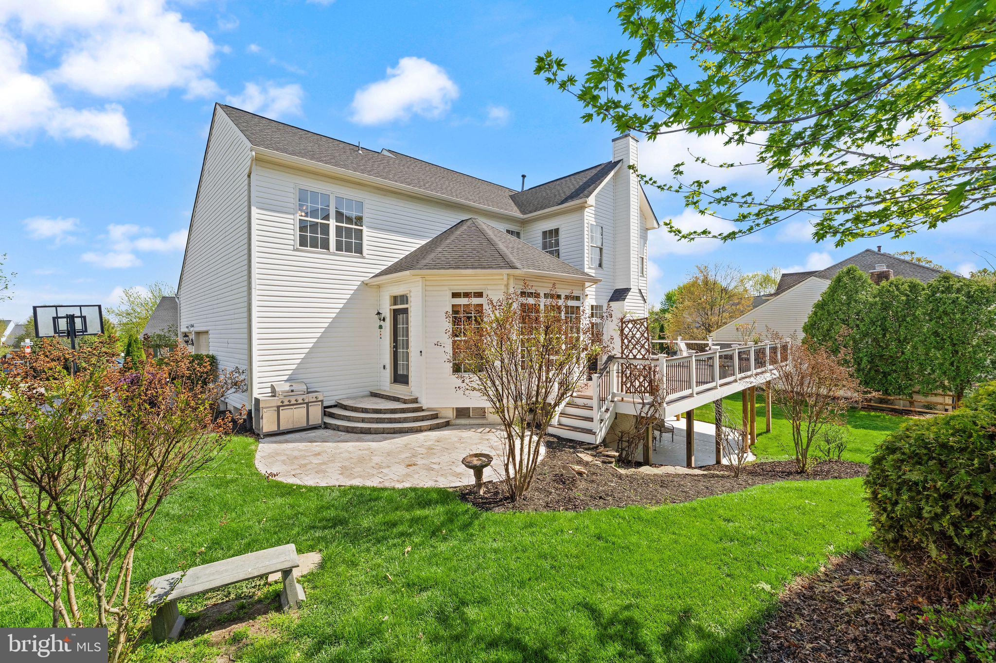 43179 Parkers Ridge Drive Leesburg, VA 20176 - Photo 86 of 108 a view of a house with a yard porch and sitting area