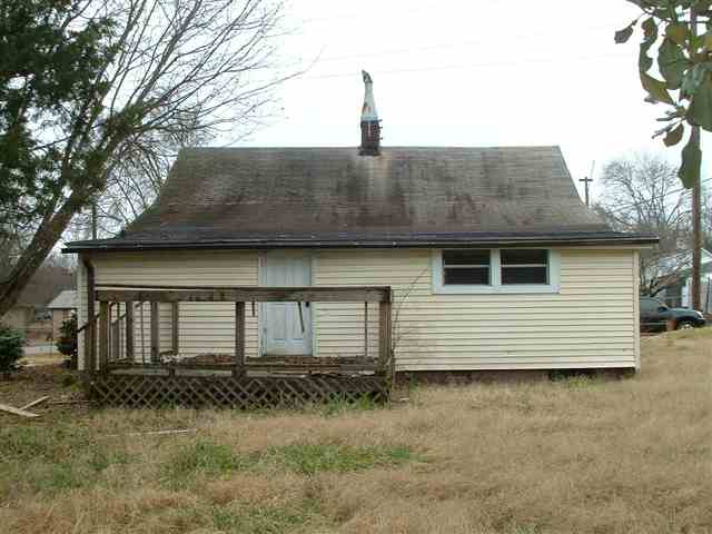 104 Monroe Street Gaffney, SC 29340 - Photo 3 of 8 Gallery Image 3
