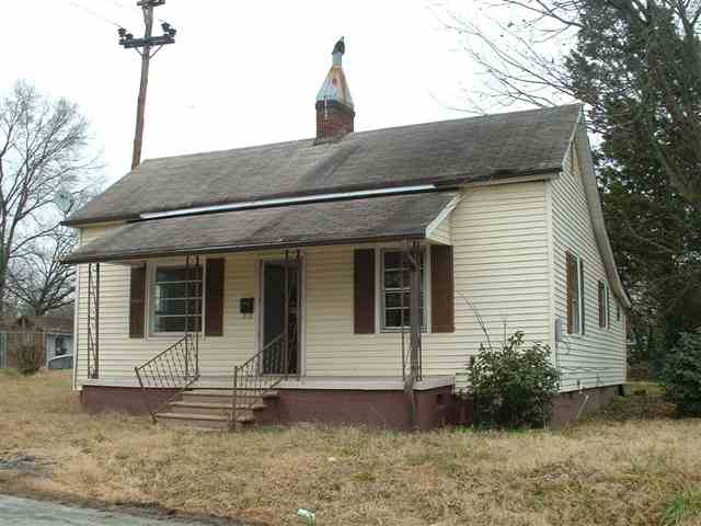104 Monroe Street Gaffney, SC 29340 - Photo 8 of 8 Gallery Image 8