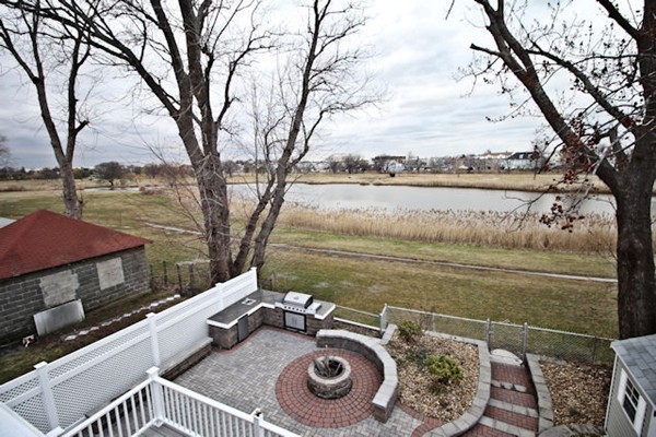 242 River Road Winthrop, MA 02152 - Photo 27 of 29 Gallery Image 27