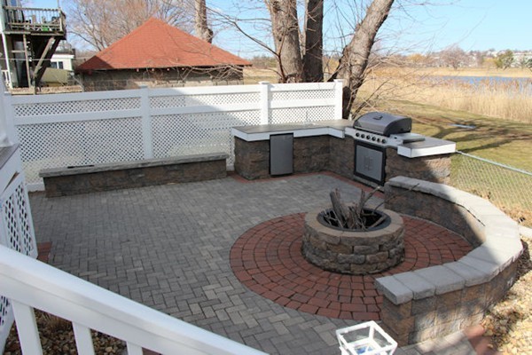 242 River Road Winthrop, MA 02152 - Photo 4 of 29 Gallery Image 4