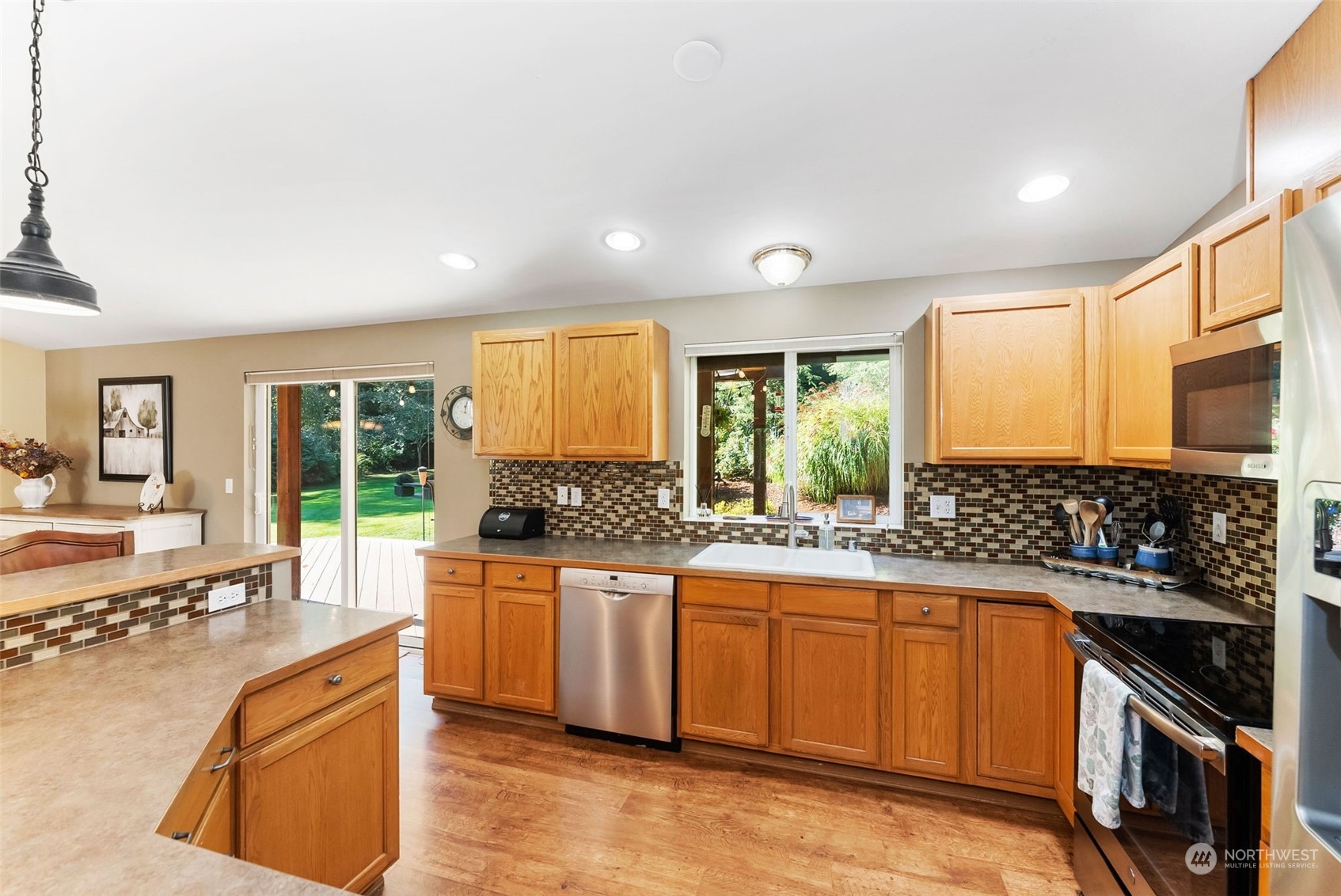 10870 Olalla Valley Road Southeast Olalla, WA 98367 - Photo 16 of 38 Gallery Image 16