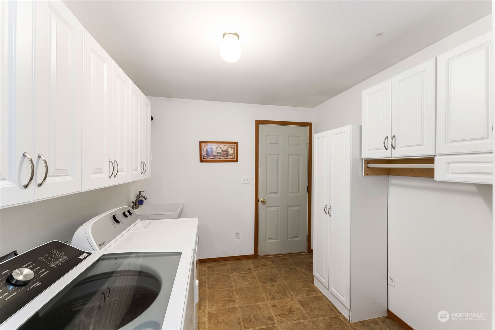10870 Olalla Valley Road Southeast Olalla, WA 98367 - Photo 29 of 38 Gallery Image 29