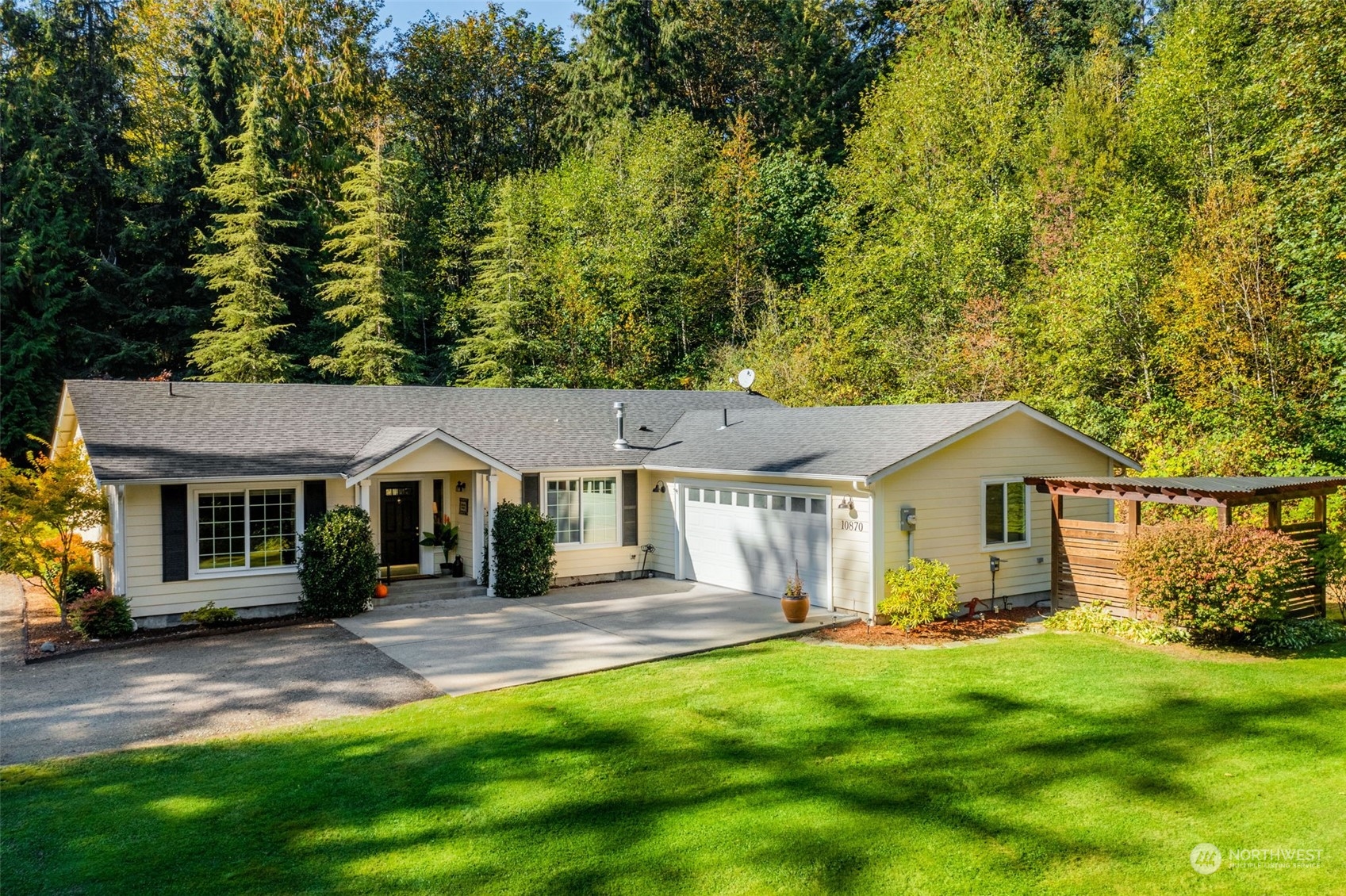 10870 Olalla Valley Road Southeast Olalla, WA 98367 - Photo 6 of 38 Gallery Image 6