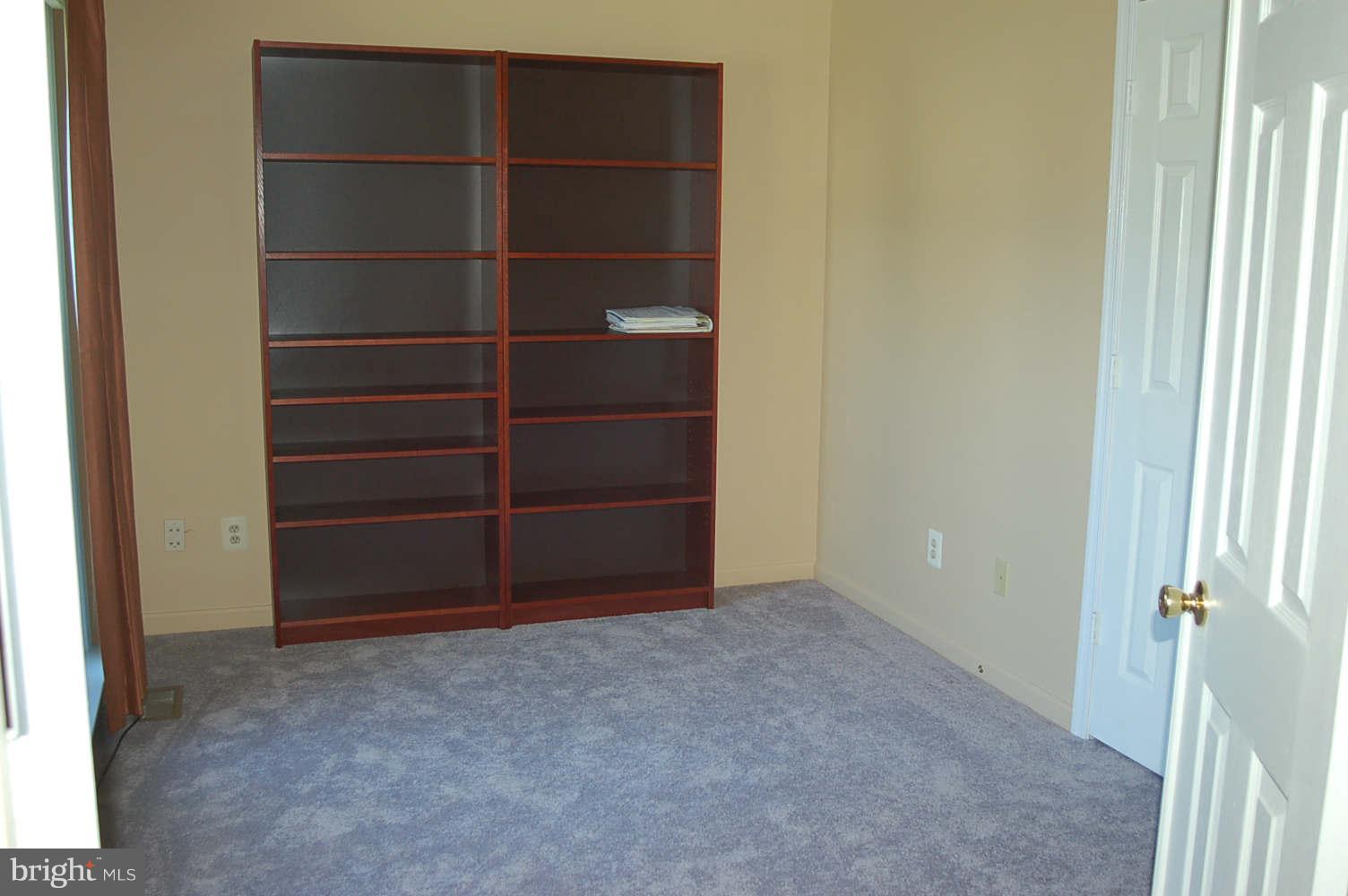9033 Spring Valley Drive Frederick, MD 21701 - Photo 14 of 29 1st floor office