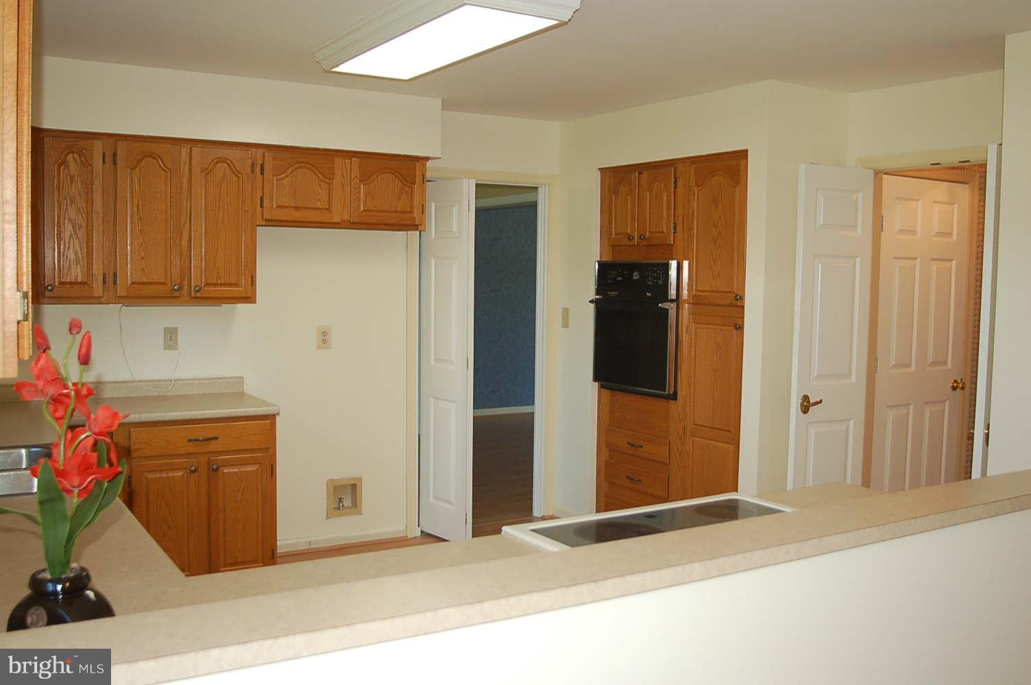 9033 Spring Valley Drive Frederick, MD 21701 - Photo 5 of 29 Kitchen