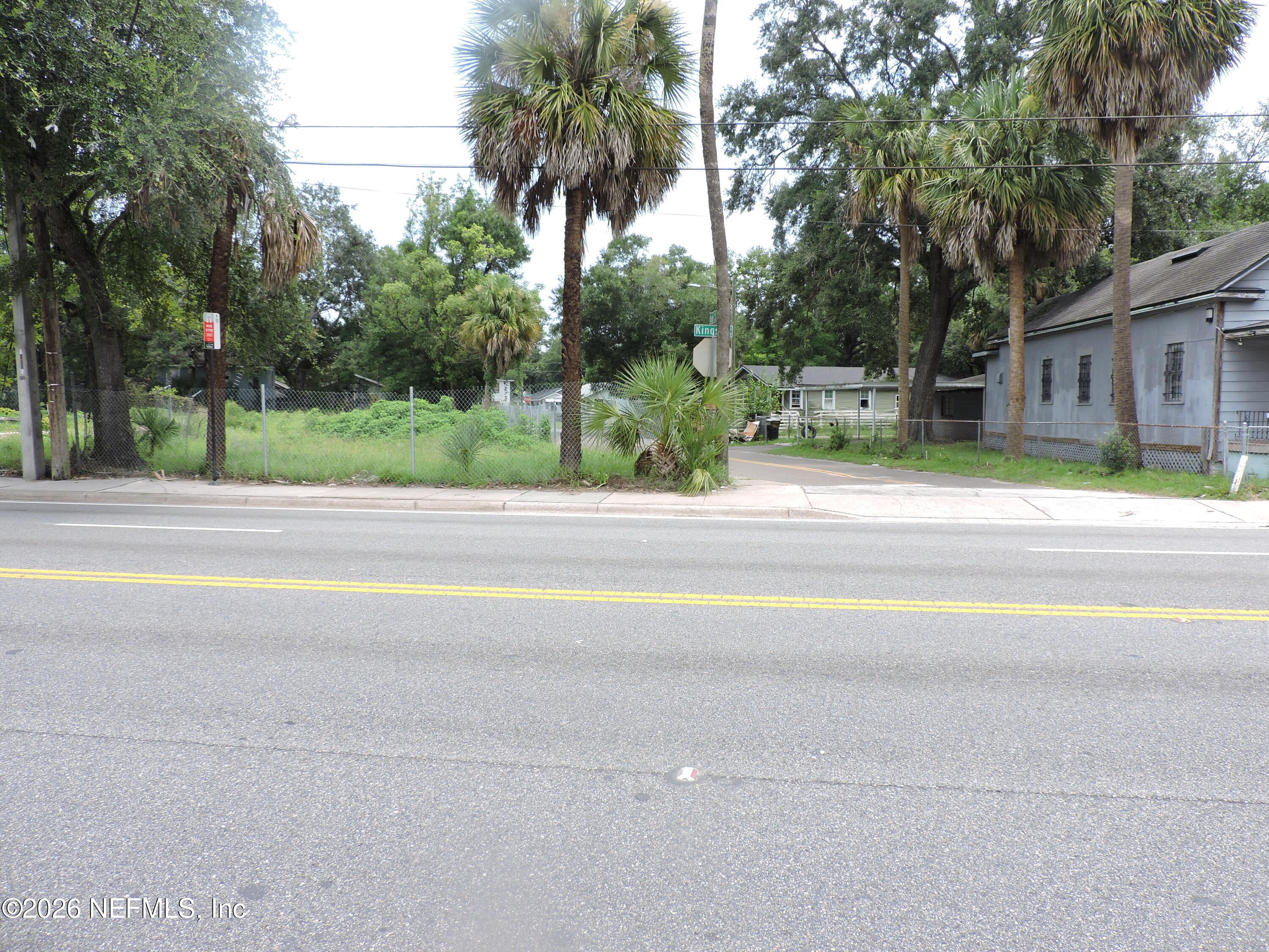 1430 Kings Road Jacksonville, FL 32209 - Photo 7 of 27 Across Street