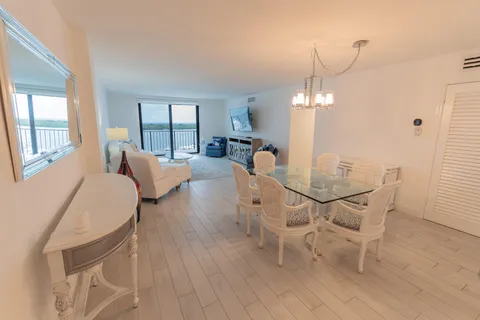 $475,000 | 1208 Marine Way, Unit 803, North Palm Beach, FL 33408