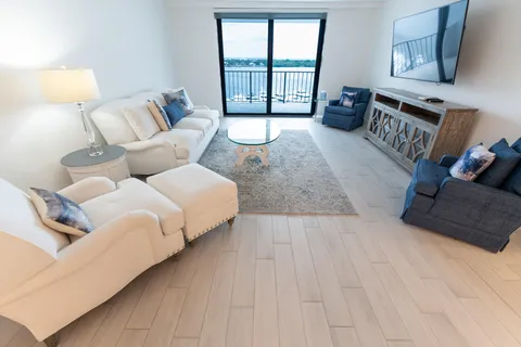 $475,000 | 1208 Marine Way, Unit 803, North Palm Beach, FL 33408