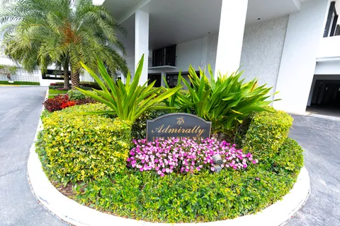 $475,000 | 1208 Marine Way, Unit 803, North Palm Beach, FL 33408