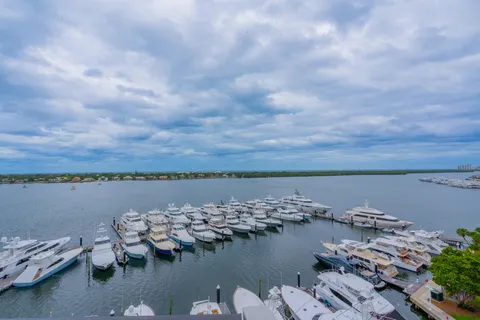 $475,000 | 1208 Marine Way, Unit 803, North Palm Beach, FL 33408