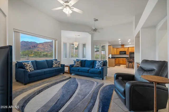 $825,000 | 10686 East Baseline Avenue, Gold Canyon, AZ 85118