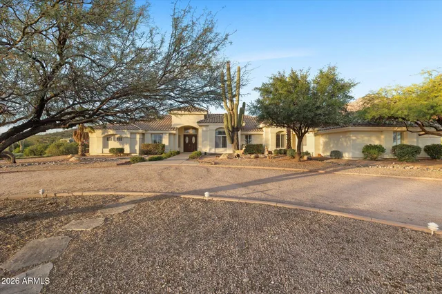 $825,000 | 10686 East Baseline Avenue, Gold Canyon, AZ 85118