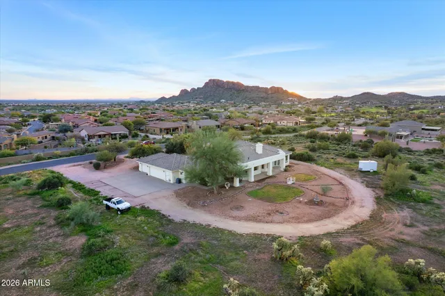 $825,000 | 10686 East Baseline Avenue, Gold Canyon, AZ 85118