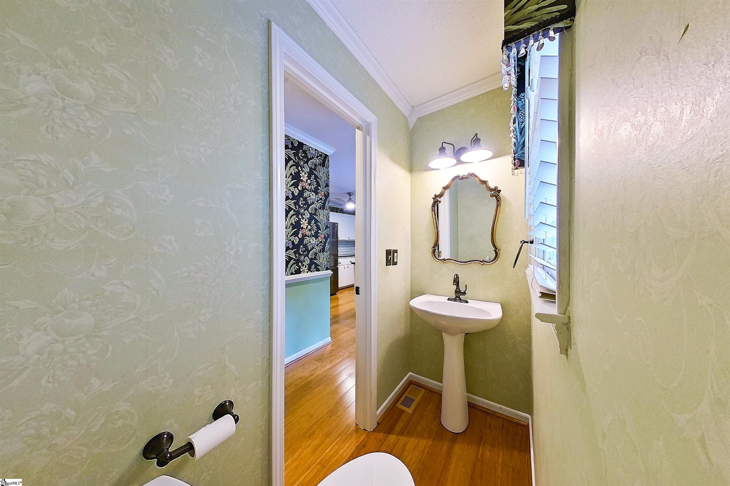 116 Forest Road Woodruff, SC 29388 - Photo 12 of 35