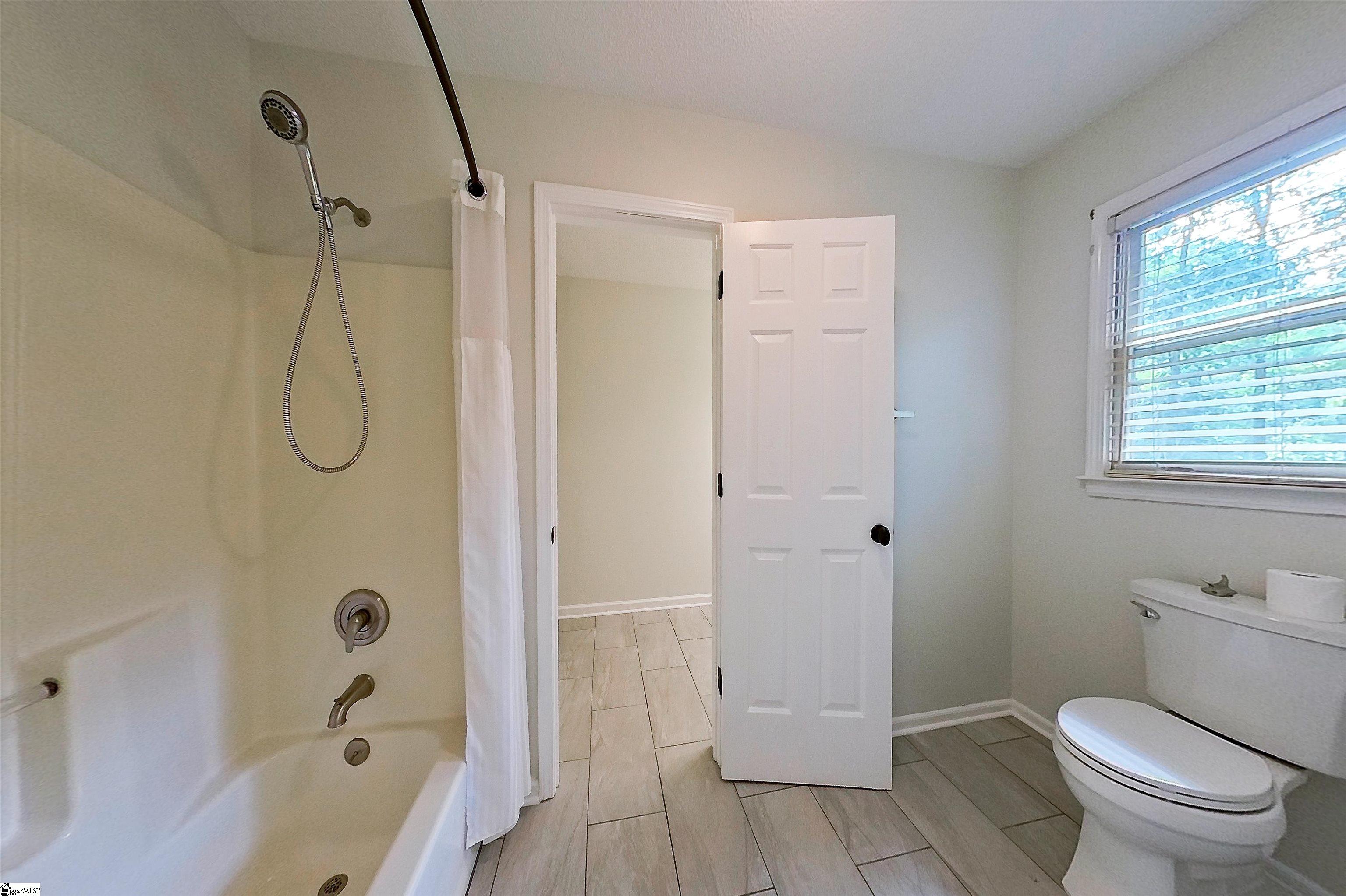 116 Forest Road Woodruff, SC 29388 - Photo 25 of 35