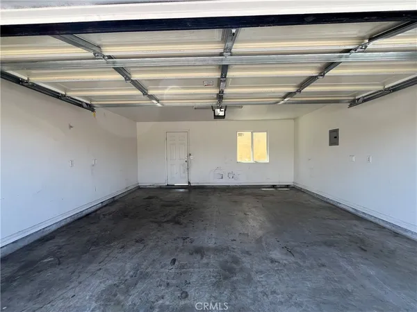 $3,500 | 8416 Hooper Avenue, Los Angeles, CA 90001