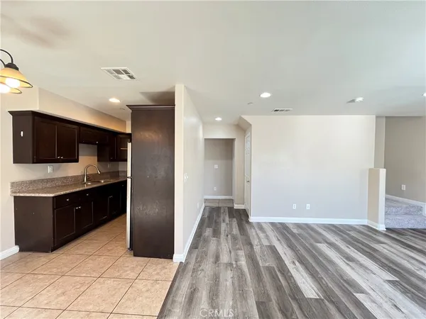 $3,500 | 8416 Hooper Avenue, Los Angeles, CA 90001