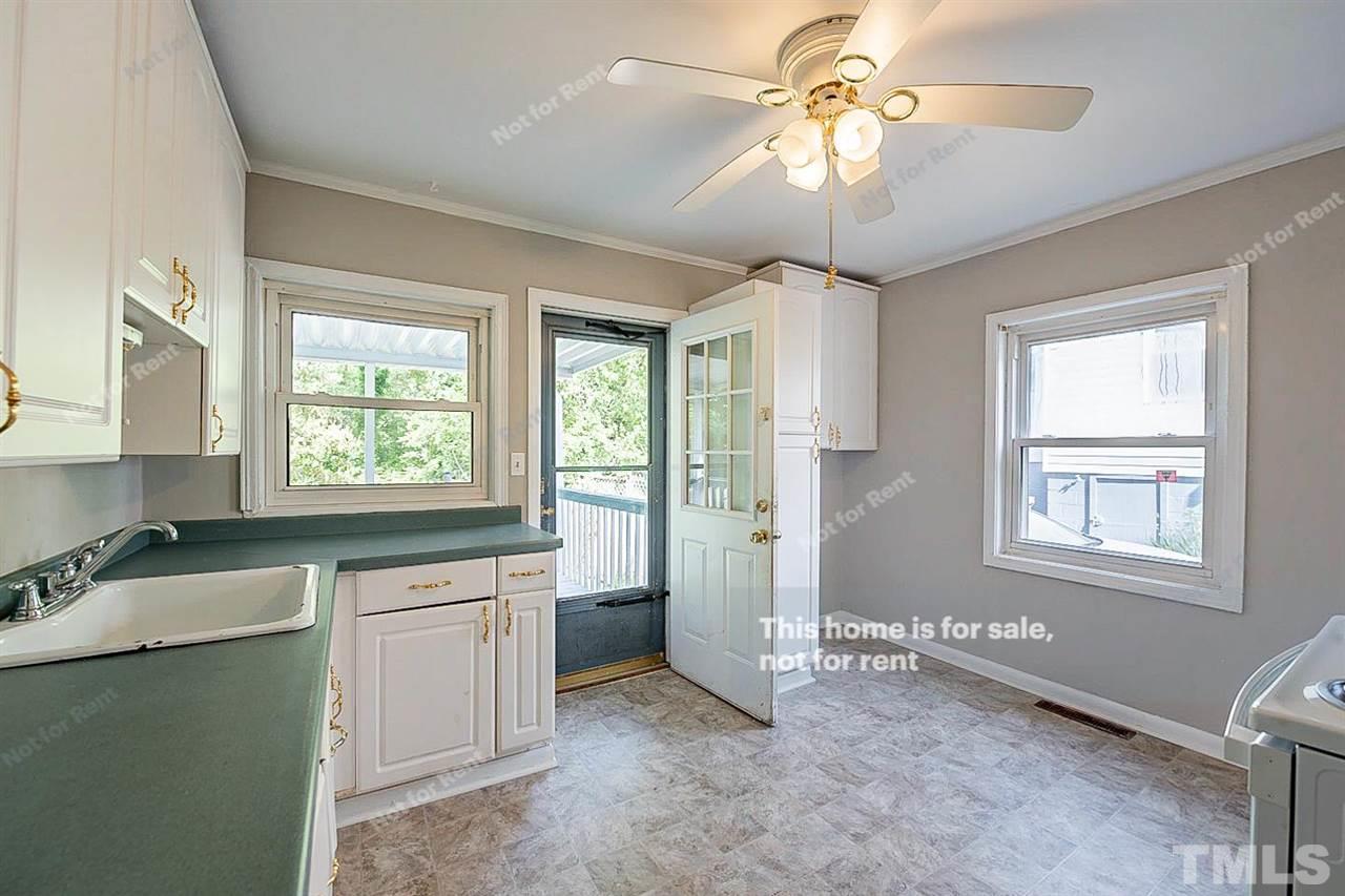 820 Ridgeway Avenue Durham, NC 27701 - Photo 8 of 16 Gallery Image 8