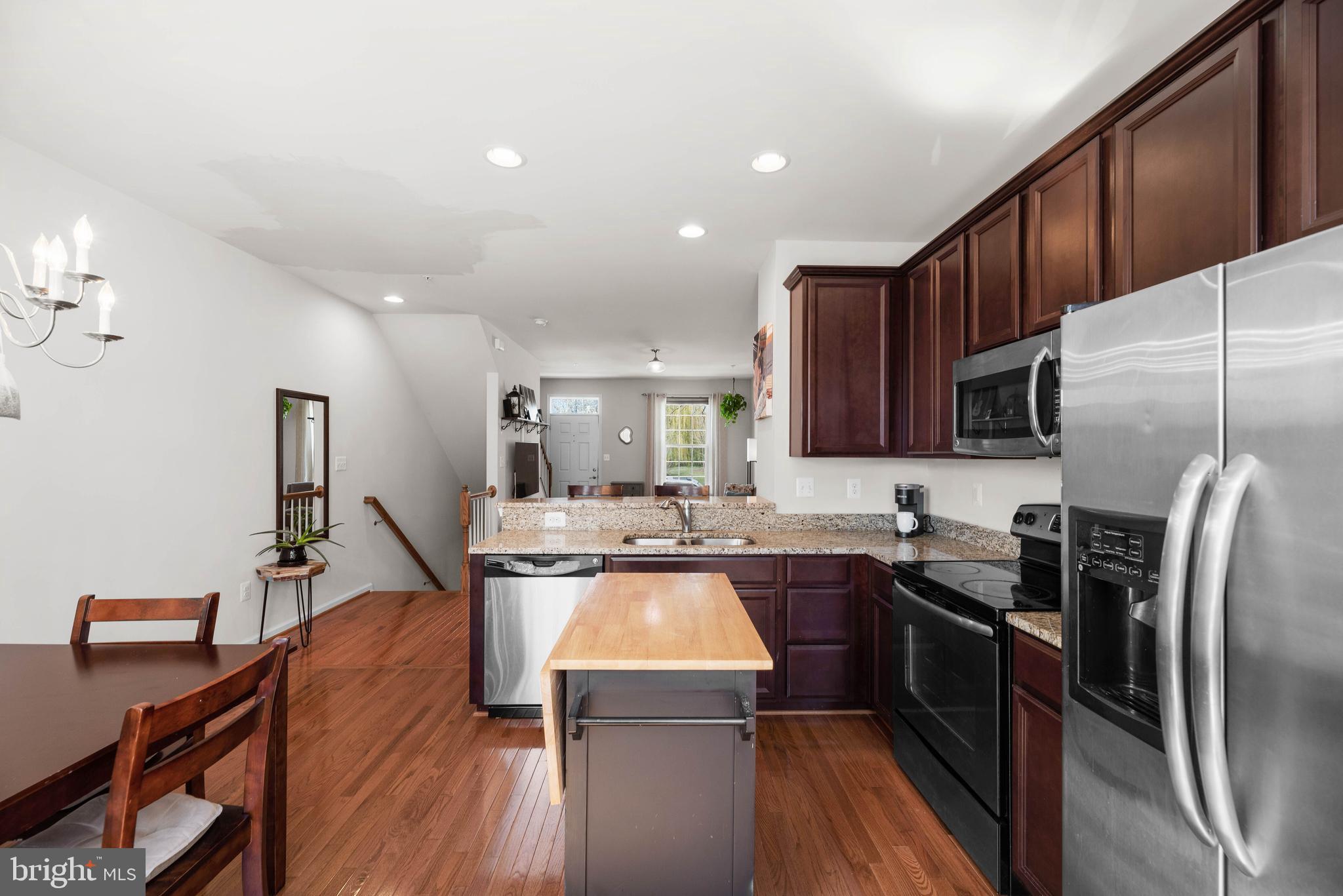 7230 Abbey Road Elkridge, MD 21075 - Photo 14 of 34 Kitchen
