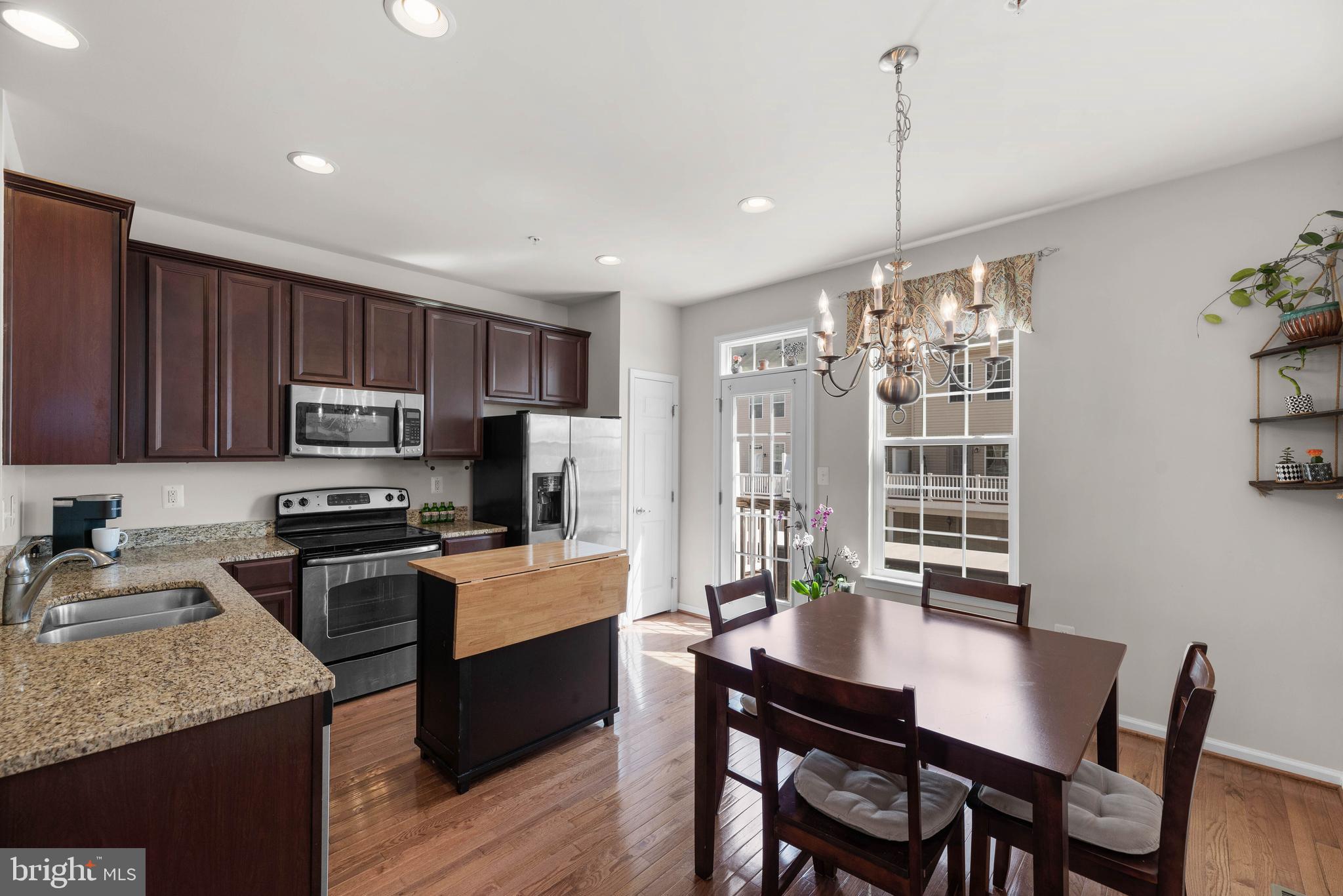7230 Abbey Road Elkridge, MD 21075 - Photo 10 of 34 Kitchen