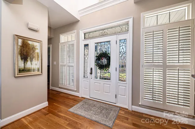 $674,900 | 456 North Shore Drive, Hickory, NC 28601