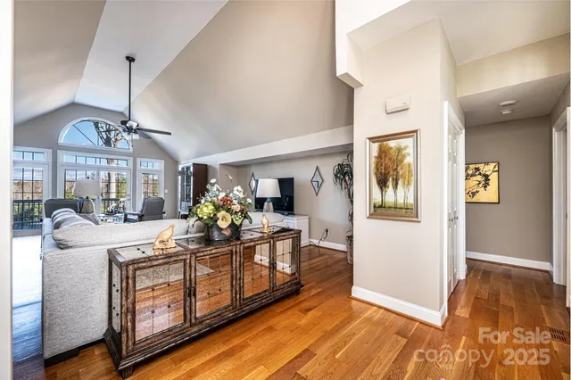 $674,900 | 456 North Shore Drive, Hickory, NC 28601