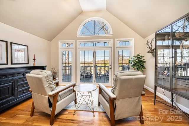 $674,900 | 456 North Shore Drive, Hickory, NC 28601