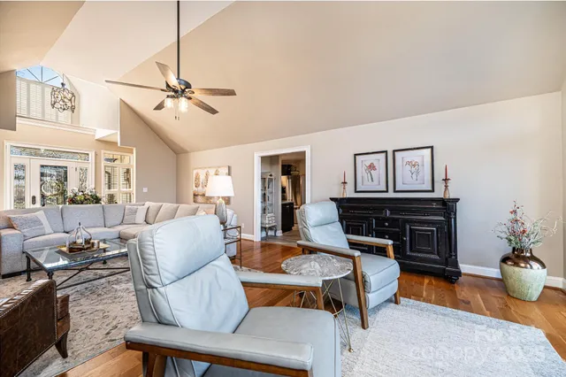 $674,900 | 456 North Shore Drive, Hickory, NC 28601