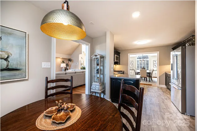 $674,900 | 456 North Shore Drive, Hickory, NC 28601