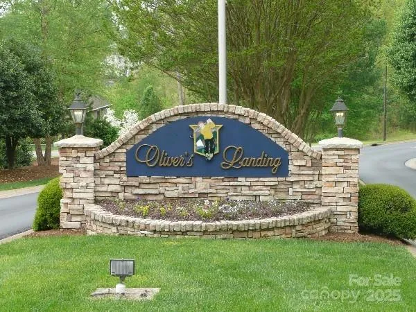 $674,900 | 456 North Shore Drive, Hickory, NC 28601