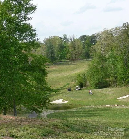 $674,900 | 456 North Shore Drive, Hickory, NC 28601