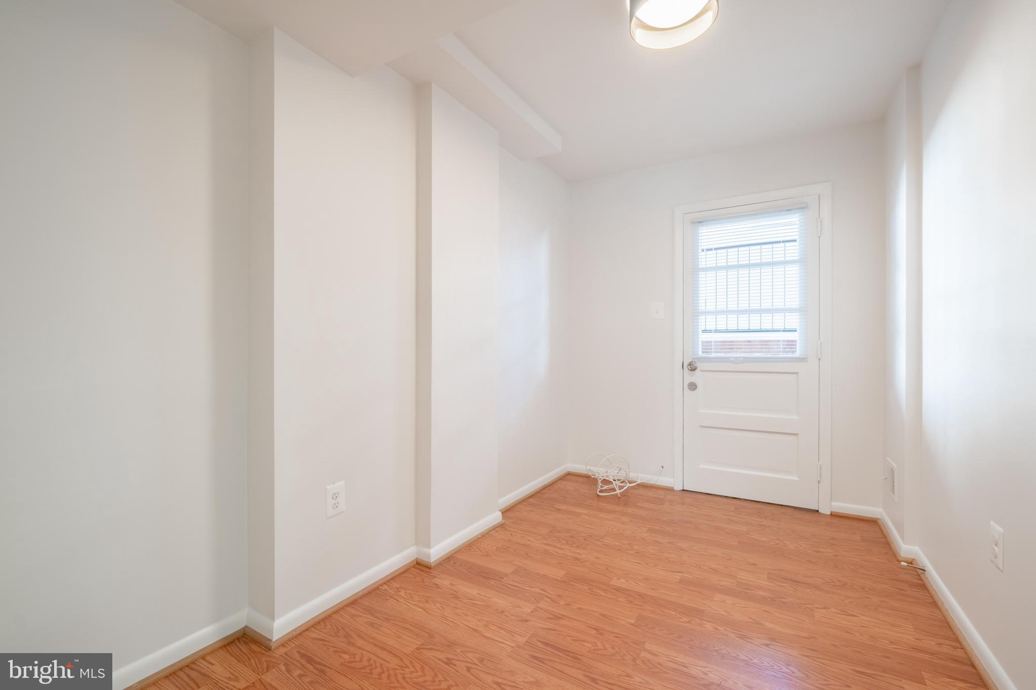 6059 Wilson Boulevard Arlington, VA 22205 - Photo 13 of 37