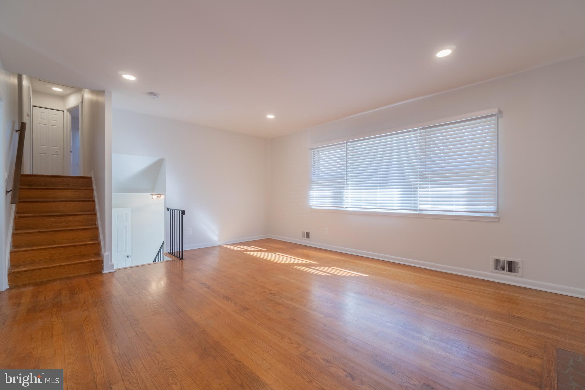 6059 Wilson Boulevard Arlington, VA 22205 - Photo 22 of 37