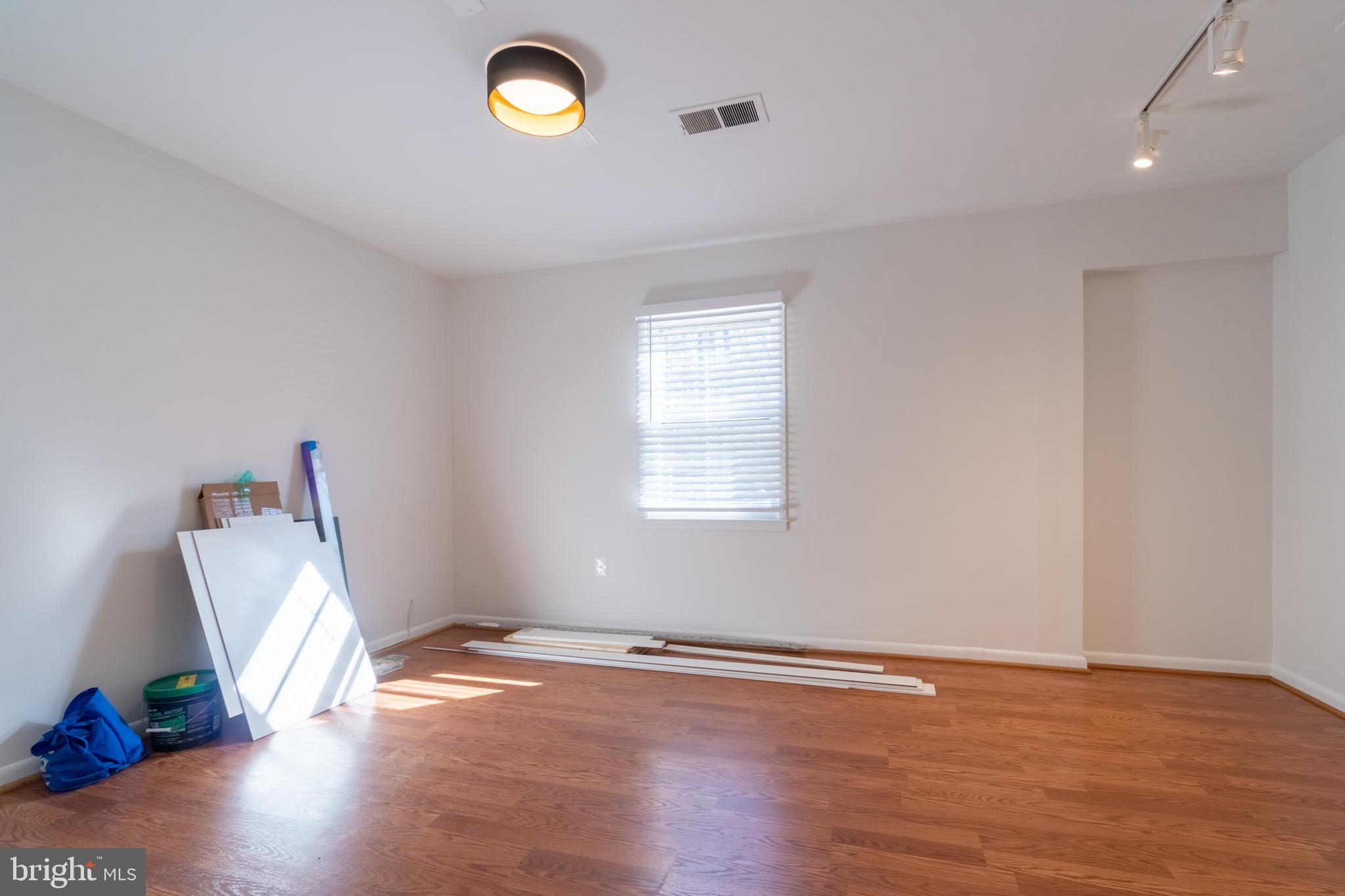 6059 Wilson Boulevard Arlington, VA 22205 - Photo 7 of 37