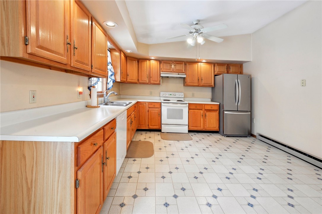 150 Winnapaug Road Westerly, RI 02891 - Photo 5 of 26